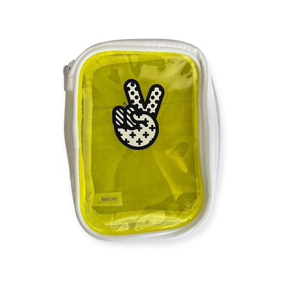 Peace Out Travel Case | New - Picture 2 of 4